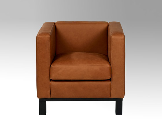 Bella armchair | Poltrone | Lambert