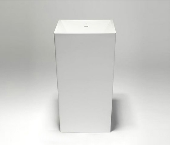 metrix | blu•stone™  square freestanding pedestal basin | Lavabos | Blu Bathworks