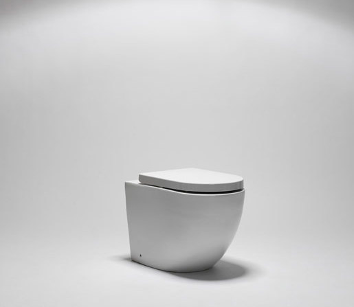 halo | dual flush - floor mounted toilet | WC | Blu Bathworks
