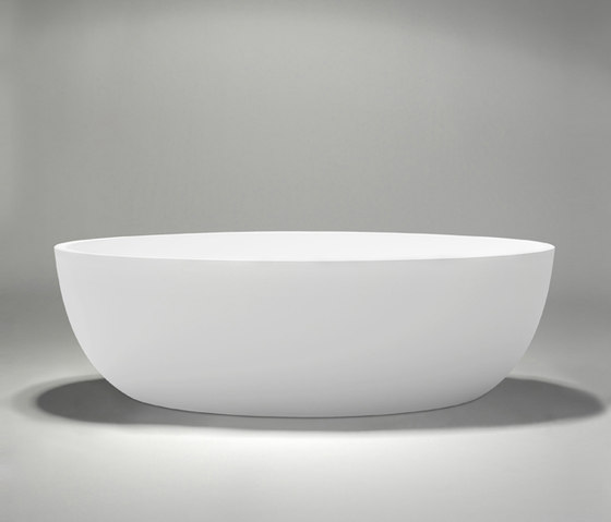 halo | blu•stone™ freestanding oval bathtub - white matte | Baignoires | Blu Bathworks