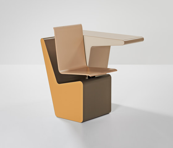 #006.06 SideSeat | Chairs | Prooff