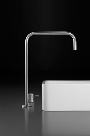 inox | stainless steel single-hole, raised deck-mount basin spout | Grifería para lavabos | Blu Bathworks