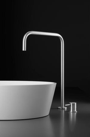 inox |stainless steel deck-mount, single-lever basin spout mixer | Robinetterie pour lavabo | Blu Bathworks
