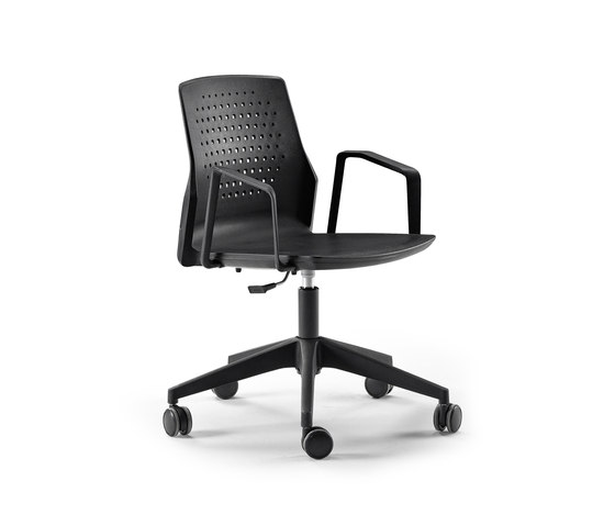 Uka Chair | Office chairs | actiu