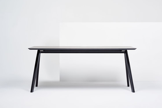 Uffici Table | MC11 | Esstische | Mattiazzi