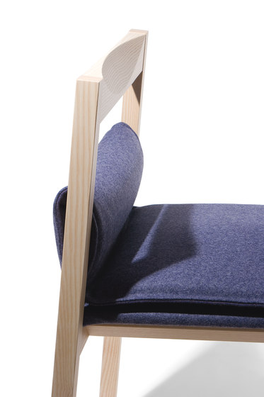 Pad 2102 SE | Chairs | Cizeta