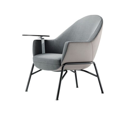 S 831 with a writing panel | Sillones | Gebrüder T 1819