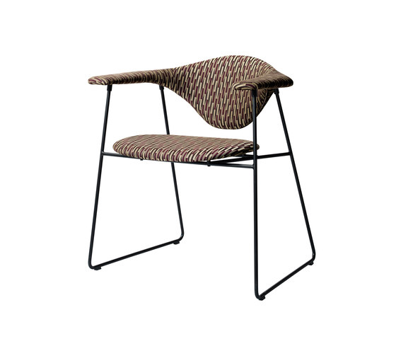 Masculo Sledge Chair | Chaises | GUBI