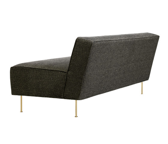 Modern Line Sofa | Sofás | GUBI