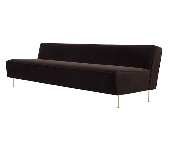 Modern Line Sofa | Divani | GUBI