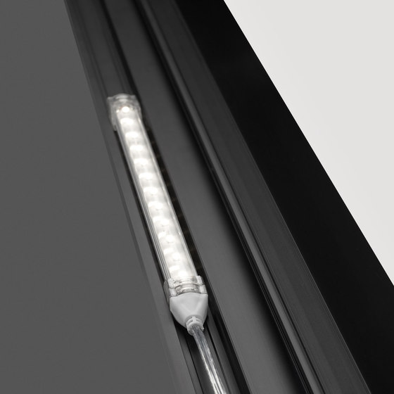 Split-It Pro - LED Line 1 830 | Lámparas empotrables de techo | Deltalight