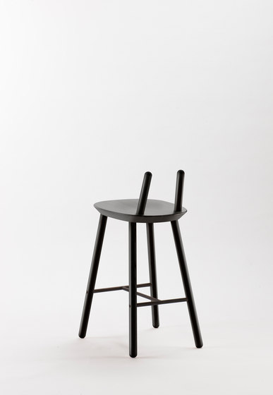 Naïve Semi Bar Chair, black | Taburetes de bar | EMKO PLACE