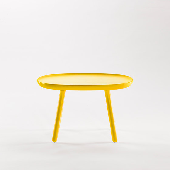 Naïve Side Table, yellow | Mesas de centro | EMKO PLACE