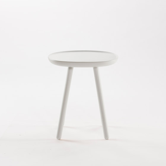Naïve Side Table, white | Tavolini alti | EMKO PLACE