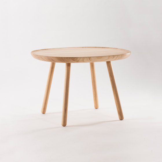 Naïve Side Table, natural ash | Mesas de centro | EMKO PLACE