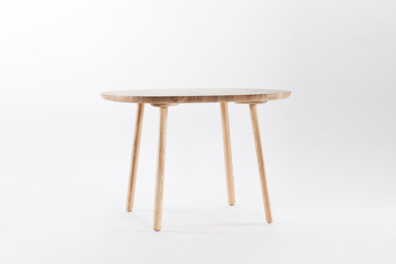 Naïve Dining Table, round, natural ash | Dining tables | EMKO PLACE
