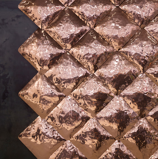 Matelassé polished hammered copper | Dalles metalliques | De Castelli