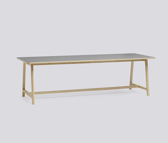 Frame Table Extendable | Dining tables | HAY