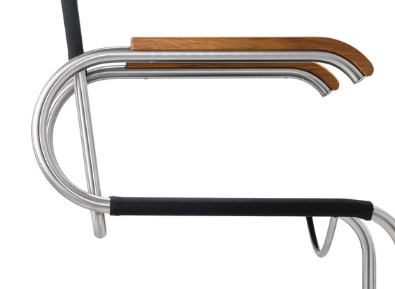 D40 Bauhaus-Freischwinger mit Armlehnen | Stühle | TECTA