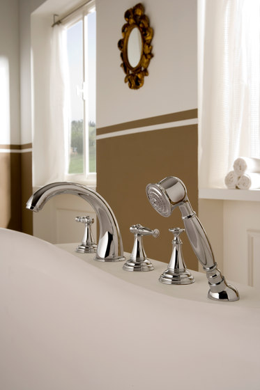 Lauren - Deck-mounted bathtub set | Grifería para bañeras | Graff