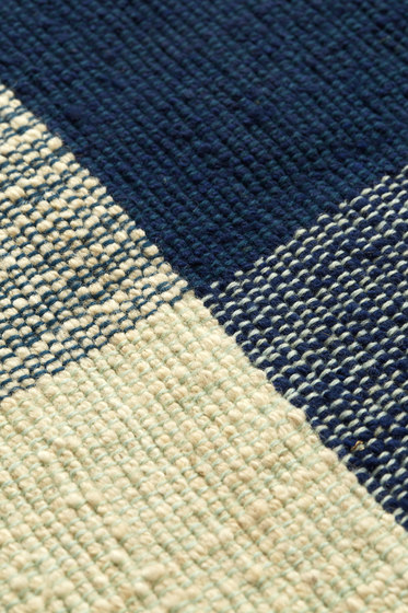Nobsa | Teppich klein, blau/mint/creme | Formatteppiche | Ames