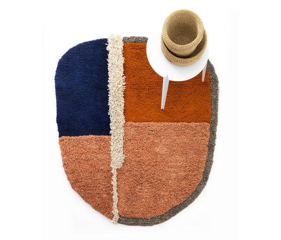 Nudo | rug large, blue/orange/ochre | Tappeti / Tappeti design | Ames