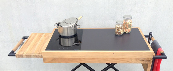 Mobicook Crossi cooking trolly in solid teak | Mobile outdoor kitchen units | Indu+