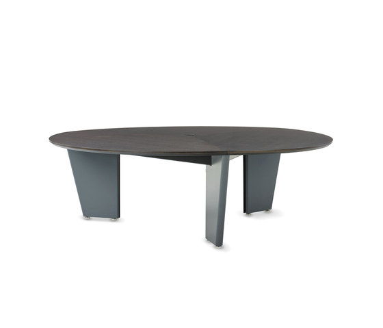 Cavu Round Table | Contract tables | Studio TK