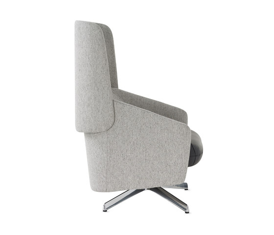 Cover Lounge Chair with Privacy | Fauteuils | Studio TK