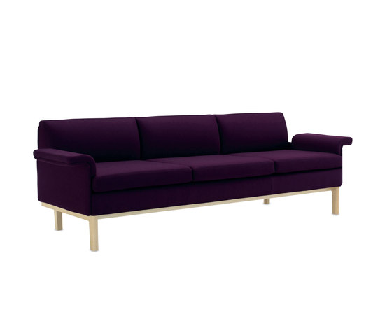 Envita Lounge Three-Seater Sofa | Divani | Studio TK
