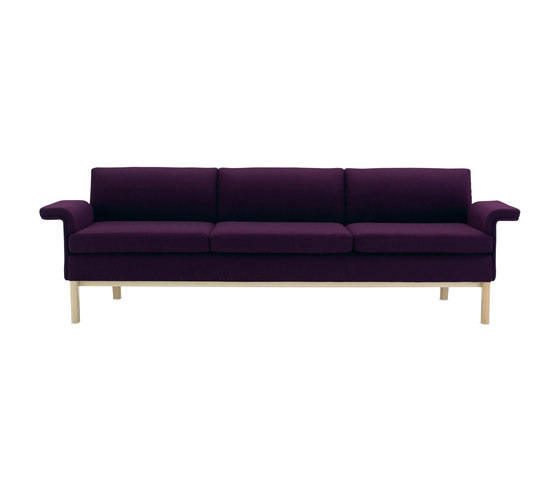 Envita Lounge Three-Seater Sofa | Divani | Studio TK