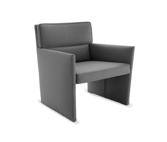 Posa Lounge Chair | Sessel | Studio TK