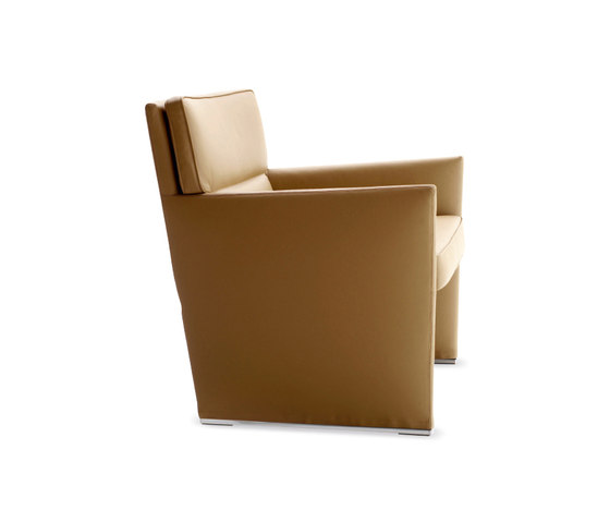 Posa Lounge Chair | Armchairs | Studio TK