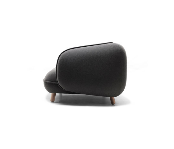 Basset Chair | Armchairs | Versus