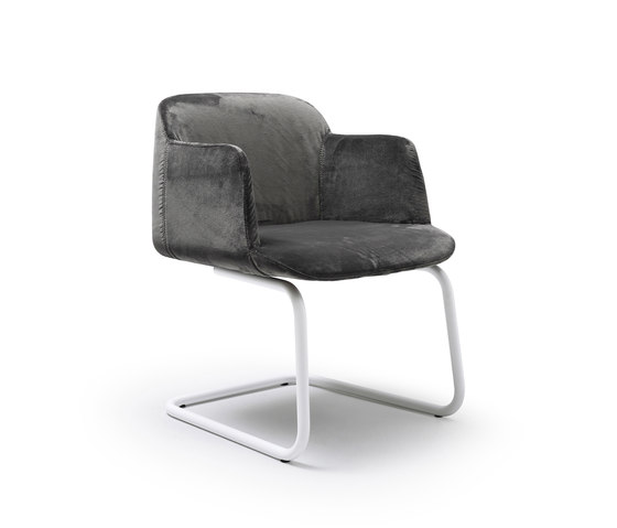 Deep Armchair | Chairs | Quinti Sedute