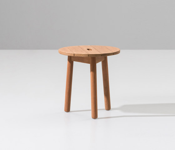 Riva side table | Mesas auxiliares | KETTAL
