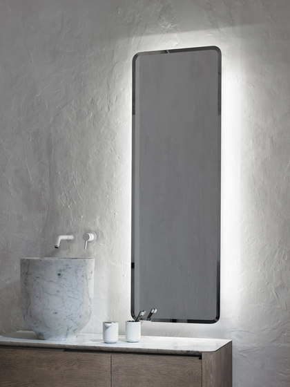 Origin Wall Mounted Lighting Mirror | Badspiegel | Inbani