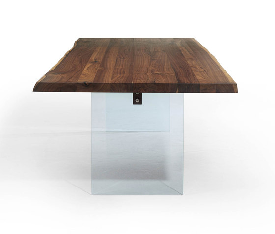 Hoova | Dining tables | MBzwo