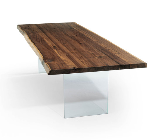 Hoova | Dining tables | MBzwo