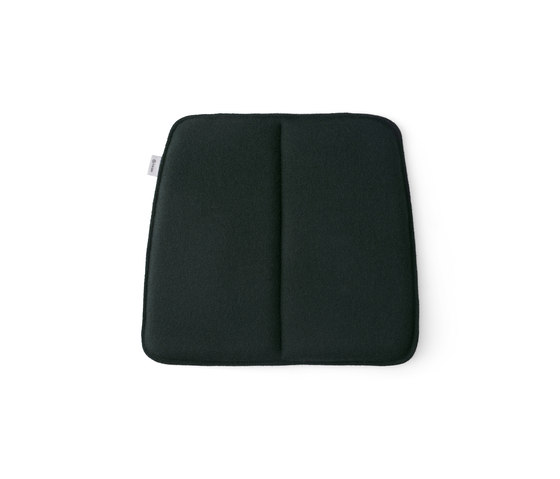 WM String Cushion | Indoor/Lounge Dark Green | Cojines para sentarse | Audo Copenhagen
