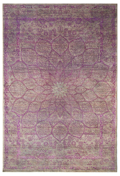 Designer Isfahan Gloss in Violet | Alfombras / Alfombras de diseño | Zollanvari