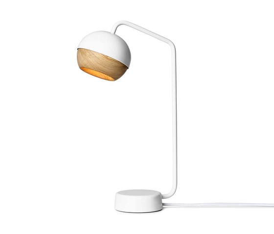 Ray Table Lamp - White | Lámparas de sobremesa | Mater