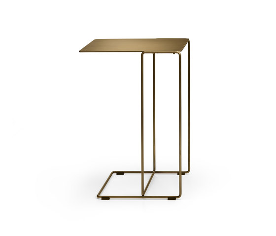 Oki occasional table | Tables d'appoint | Walter Knoll