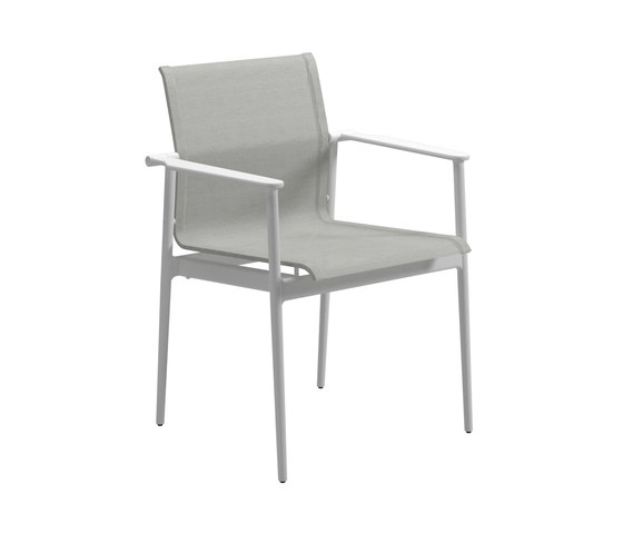 180 Stacking Chair with Arms | Chaises | Gloster Furniture GmbH