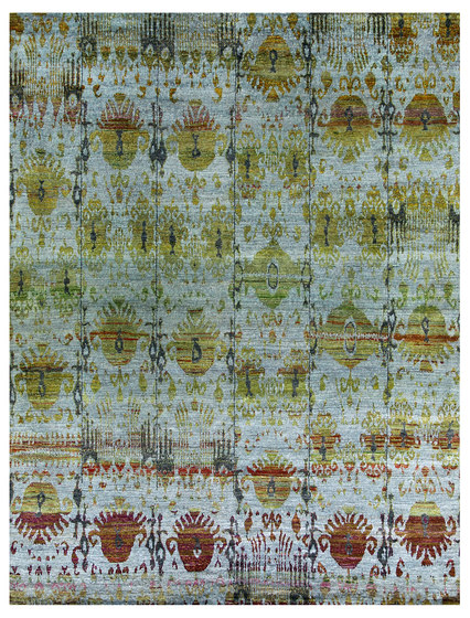 Kundan Diffusion Koti Silk Ikat Pendants and Flowers 4 | Tapis / Tapis de designers | Zollanvari