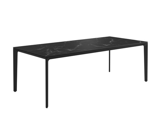 Carver Table | Tables de repas | Gloster Furniture GmbH