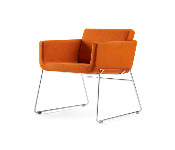 Palomino Guest Chair | Armchairs | Leland International