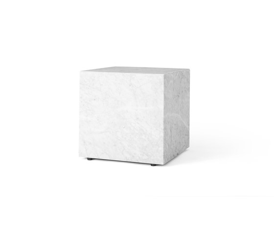 Plinth Cubic | White Marble | Tavolini alti | Audo Copenhagen