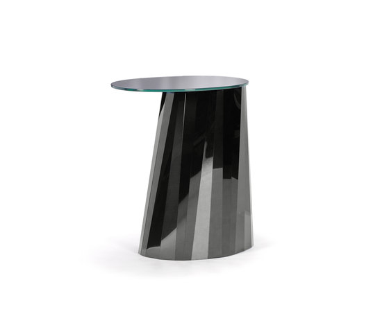 Pli Side Table High Black Glossy | Tavolini alti | ClassiCon