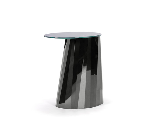 Pli Side Table High Black Satin | Side tables | ClassiCon